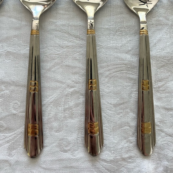Carl Weill 18/10 Stainless Soup/Serve Spoons - Picture 3 of 4